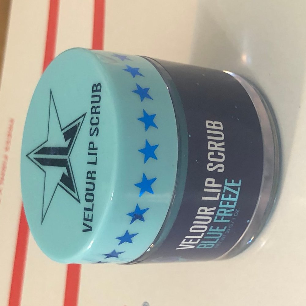 NWOT Jeffree Star Velour Lip Scrub